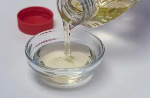 （白油專用消泡劑應用場景）